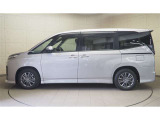 安心の納車前整備を実施します。その際にエンジンオイル、オイルエレメント、ワイパーゴムを交換いたします。