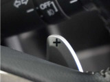 ◆パドルシフト◆オートマチック車でもミッション車のようなフィーリングを楽しめます。エンジンブレーキを使いたい時にも役立ちます。