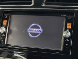 【純正ナビ】人気の純正ナビを装備しております。ナビの使いやすさはもちろん、オーディオ機能も充実!キャンプや旅行はもちろん、通勤や買い物など普段のドライブも楽しくなるはず♪