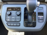 ☆シートヒーター☆エアコンの暖房をつけると頭がボーっとなりませんか?シートヒーターならその症状も解消できるかも知れません♪