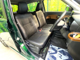 運転席シート廻りは使用感も少なく、良好な状態となっています。丁寧に使われていたことがよくわかりますね。