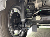 お車を安心してお乗りいただく為には、足回りの定期点検が欠かせません。サービスサポート(有償保証)では無料点検もご提供しており、安心のカーライフをお過ごしいただけるサポート体制が整っています。