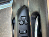 電動格納ミラー操作スイッチ