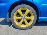 WRX用の純正17インチAW装着されております!