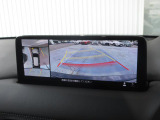 360&deg;ビューモニターを搭載しています。コーナーセンサーと合せてお使いいただくことで、安全、安心にお車の取り回しを行っていただけます。