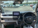 この度は、当店のお車をご覧いただきまして誠にありがとうございます。当店では全国販売・納車も行っております。県によって陸送費用は異なりますのでお気軽にお問い合わせください。