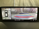 360度モニターは、4つのカメラによる前後左右・俯瞰映像でドライバーからは見えない領域の危険認知をサポート!全周囲の死角を減らし、狭い駐車場や幅寄せ、T字路の進入などの運転の安心感を高めますッ!