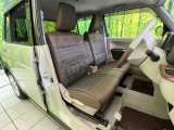 運転席シート廻りは使用感も少なく、良好な状態となっています。丁寧に使われていたことがよくわかりますね。