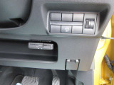 ETC車載器搭載で、高速料金所もスイスイ通過!!スマートインターチェンジも使えて寄り便利!!