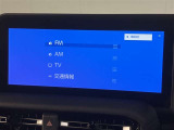 いまや必須装備「ナビゲーション」搭載!知らない場所にスイスイッとドライブ。もう、これなしではハンドルを握れませんね!でも運転中の操作は危険ですのでご注意ですね☆