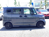 年式が新しいお車に嬉しい♪据置クレジットもご利用可能です。一定の金額を据え置くことで月々の支払いをお安くします。据置クレジットにも条件がありますので、詳しくはスタッフまでお問い合わせください。