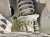 お車を安心してお乗りいただく為には、足回りの定期点検が欠かせません。サービスサポート(有償保証)では無料点検もご提供しており、安心のカーライフをお過ごしいただけるサポート体制が整っています。