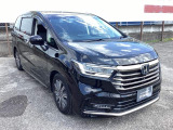 自社整備工場で点検整備をおこなってからお渡ししています。車検が残っている場合は『12ヶ月点検整備』を、車検整備付きの場合は『車検整備』をおこないます。整備費用は車両本体価格に含まれています。
