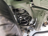 お車を安心してお乗りいただく為には、足回りの定期点検が欠かせません。サービスサポート(有償保証)では無料点検もご提供しており、安心のカーライフをお過ごしいただけるサポート体制が整っています。