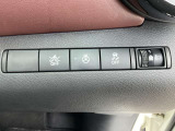 運転席まわりの画像です。