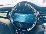 ◆LIBERALAは、輸入車選びの新たなスタイルを提案するインポート・セレクト・ブランドです。オーナー様となる方がクルマから直接感じる感性を第一にした、最良の一台との出会いをコーディネートいたします。
