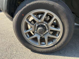 ☆お車についた傷やヘコミ、事故の修理もハヤシにお任せください。自社鈑金工場で修理ができますの安心です☆