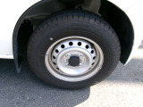 145/80R12のサイズのタイヤです☆