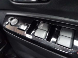 全席パワーウインドウ★運転席はワンタッチで開閉可能です♪