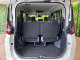 普段のお買い物や通勤、送迎等に十分な荷室スペースを確保しております。セカンドシートを倒すと、大きな荷物の積載も可能です♪