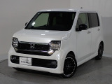 こちらの車両は当社が試乗などで使用していましたデモカーとなります。内外装ともコンディションが良く、走行距離も少なめで、きっちりメンテナンスされています。車検期間もまだたっぷり残っていますよ。