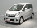 衝突防止装置も備わり毎日の運転をサポート。お買い物や通勤にも便利。これから一緒にたくさんの思い出を作れる相棒としてお迎えください。