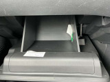 グローブボックスも収納しやすさ◎