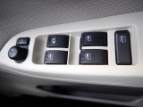 電動格納式ドアミラー・パワーウィンドウ装備しています。