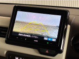 【バックカメラ】リバースにするだけで映ります、後方の安全確認や、狭い駐車場での車庫入れ、雨の日や夜間など視界の悪い時に便利です!安全にバックする為には欠かせない装備です。