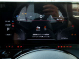 クラシック表示とエンハンス表示と切り替えができるアドバンスドドライブアシストディスプレイ。車両情報画面・各種設定・運転支援システムのON・OFF設定をはじめ、アラームの設定など様々な操作ができます。