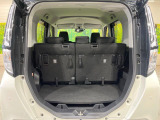 普段のお買い物や通勤、送迎等に十分な荷室スペースを確保しております。セカンドシートを倒すと、大きな荷物の積載も可能です♪