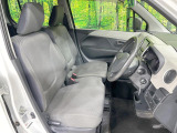 ドライバーによって運転しやすいポジションは異なり、あの車はどうなのか不安なこともありますよね。気になるお車は店頭で乗り込んでご確認いただけます♪