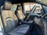 運転席も広々としており運転しやすい環境を実現しています☆