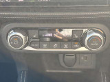 オートエアコン/ヒーター付シート(運転席・助手席)