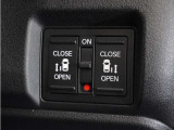 ◆両側電動スライドドア◆狭い駐車場でも乗り降りが楽々♪お子様が隣の車にドアを当ててしまう心配もございません!小さなお子様連れの方もこれで安心。