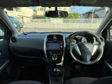 視界が広く実用的な運転席