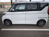 お子様が小さくて大変、荷物が多くて扉を開けるのが大変等そんなお悩みにスライドドアはいかがでしょう?