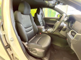 運転席シート廻りは使用感も少なく、良好な状態となっています。丁寧に使われていたことがよくわかりますね。