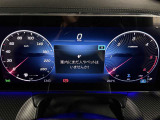 車が自動で車内を確認し、人やペットの置き去りを防ぐ先進アラート。降車後まで安全と安心を守ります。