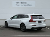 ◆バック/万が一を考え、安全性を重視する方に選ばれているVOLVO車。ドアを開閉するとその重み・厚みに驚くはず