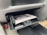 グローブボックスです。