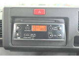 中古車の総合評価や内外装の状態などをひと目で分かるよう、トヨタ車のプロの検査員が実施した「車両検査証明書」をご用意しています。