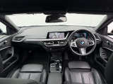BMW専門のメカニックが、100項目にも上るポイントを徹底的にチェック。交換基準に達した部品があれば、弊社負担にて交換後、お客様へご納車致します。