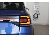 LEDテールランプの為、後続車からの視認性を高めています。