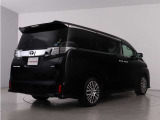 当店では、厳選された車両のみ展示しております。アルファード・ヴェルファイアに特化した専門店ならではの豊富な在庫の中から、お気に入りの一台をお探しください!