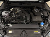 さらにはご納車後のカーライフを想定し、各機関・電気系統のチェック、ロードテストも行いますので、ご遠方のお客様もご安心下さいませ。