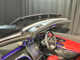 オープン時の風の巻き込み防止機能があります
