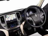 使いやすさや安全性を追求したステアリング周り!高級車ゆえにスイッチ類が多いのも特徴ですね!考え尽くされた配置ですぐに使いこなす事が出来ますのでご安心下さい!是非、体感してみて下さい!!