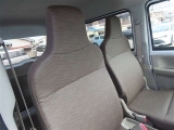 運転席シート廻りは使用感も少なく、良好な状態となっています。丁寧に使われていたことがよくわかりますね