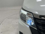 LEDヘッドライトとオートマチックハイビームで夜間走行時の安心感が違います!ヘッドライトレンズ表面に剥がれがありますので、御来店時にご確認ください。